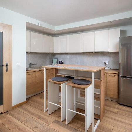 Apartament Albatros 75M Z Ogrodkiem Apartment Warsaw Ngoại thất bức ảnh