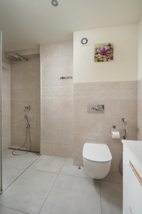 Apartament Albatros 75M Z Ogrodkiem Apartment Warsaw Ngoại thất bức ảnh